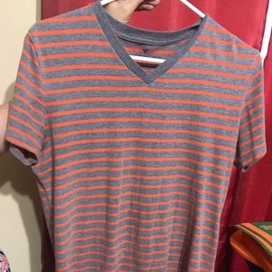 American Eagle T shirt